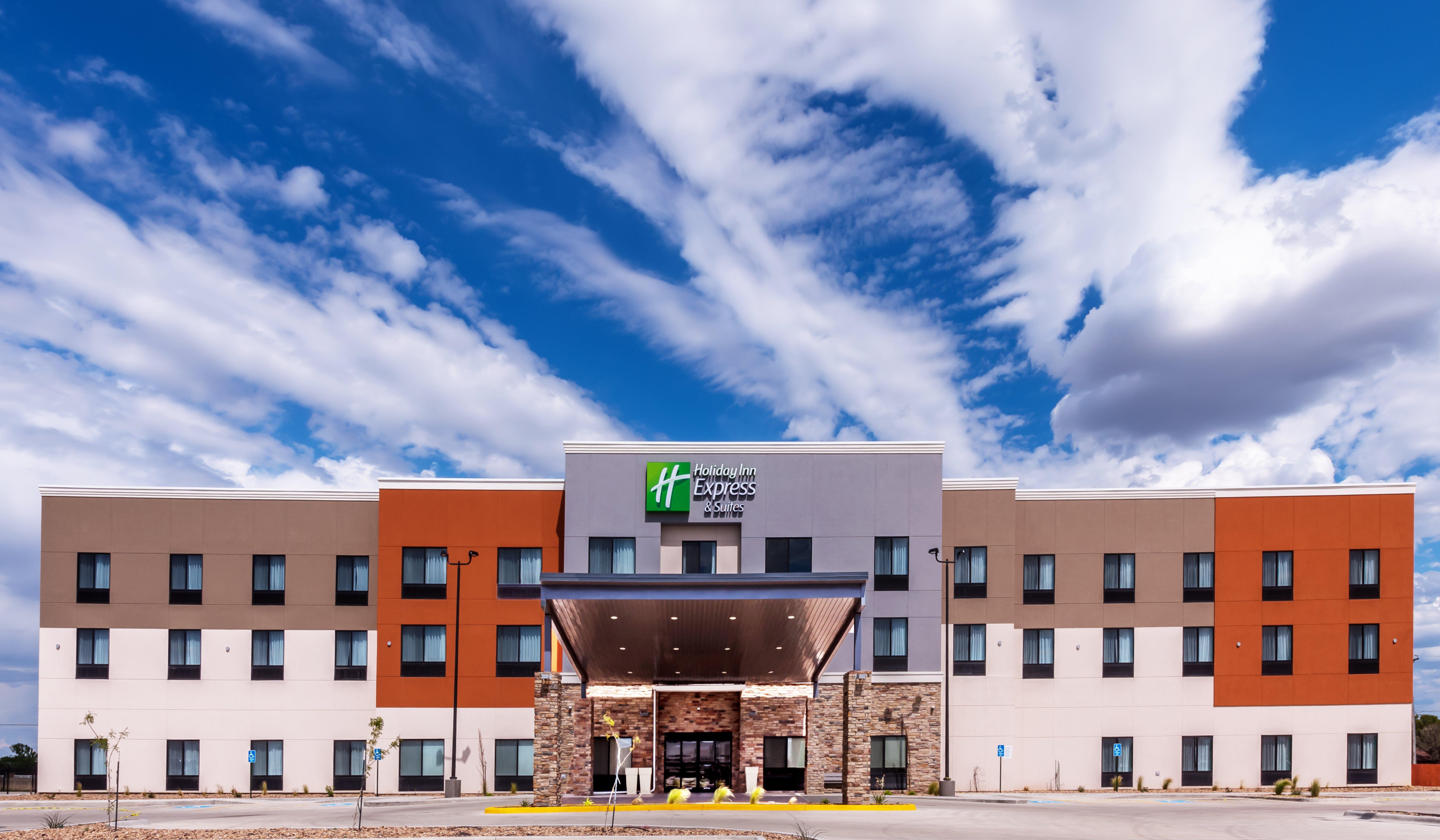 Holiday Inn Express & Suites Perryton By Ihg Lord Exterior foto
